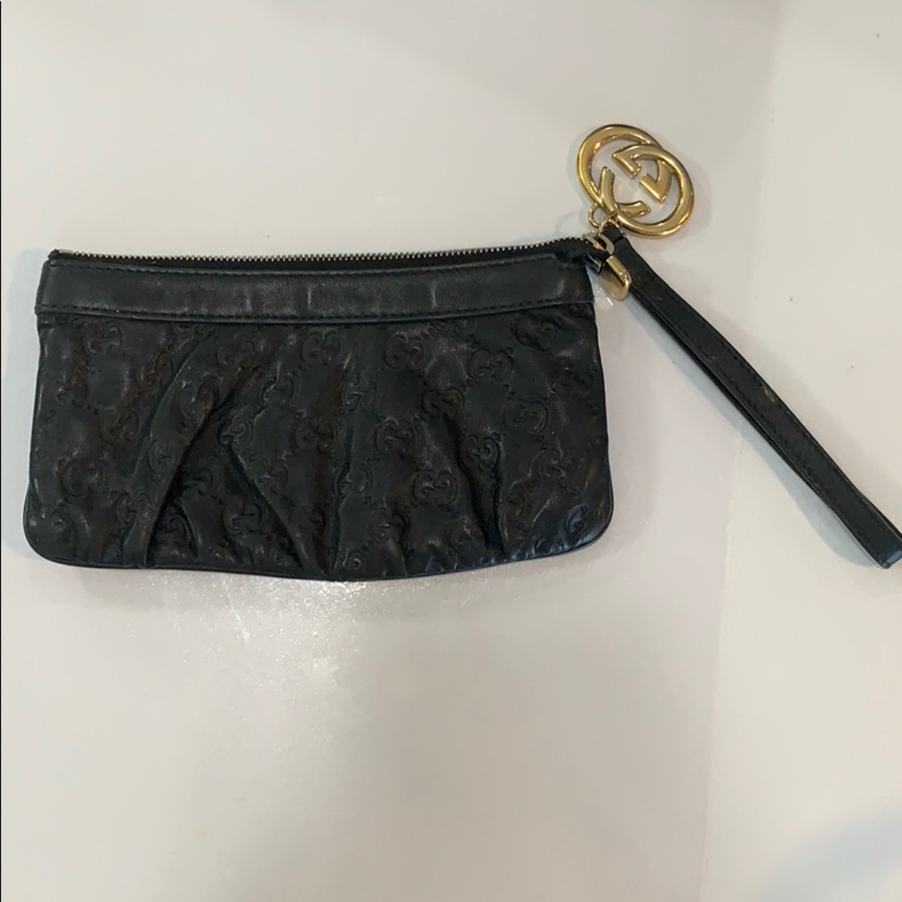 Gucci black leather wristlet